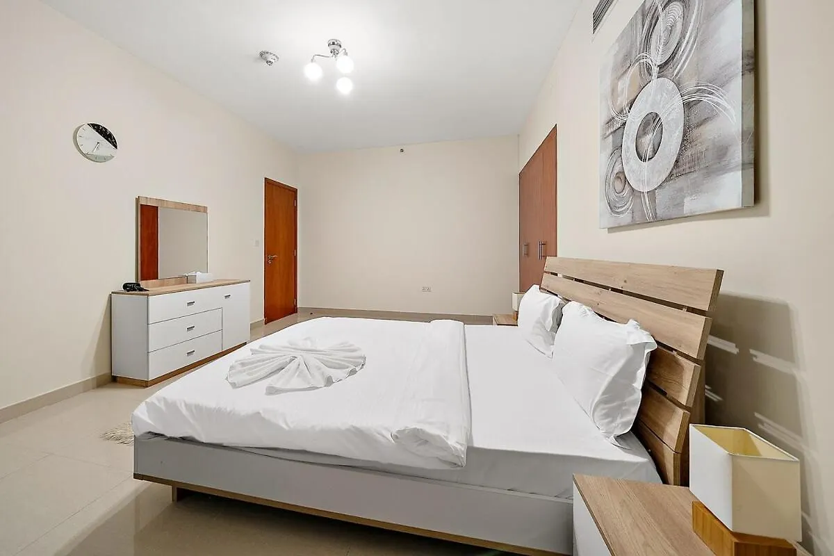 First Class 2Br Heartwarming Retreat Dubai Apartment